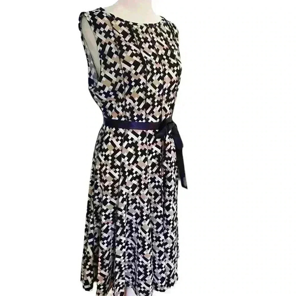 Haani Sleeveless Fit & Flare Dress Size XLP  Black White Brown Stretch Career - Picture 2 of 8